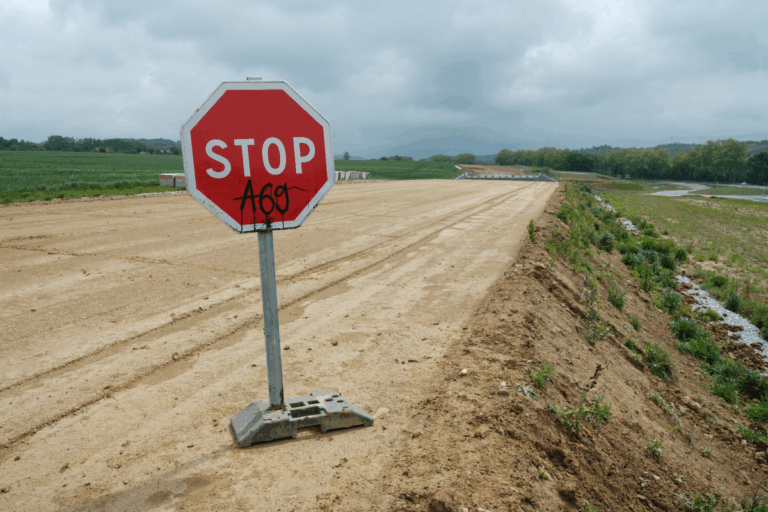 Dossier A69 (part.3) – L’autoroute ressuscitée par la justice : explication d’un rétropédalage « lacunaire »
